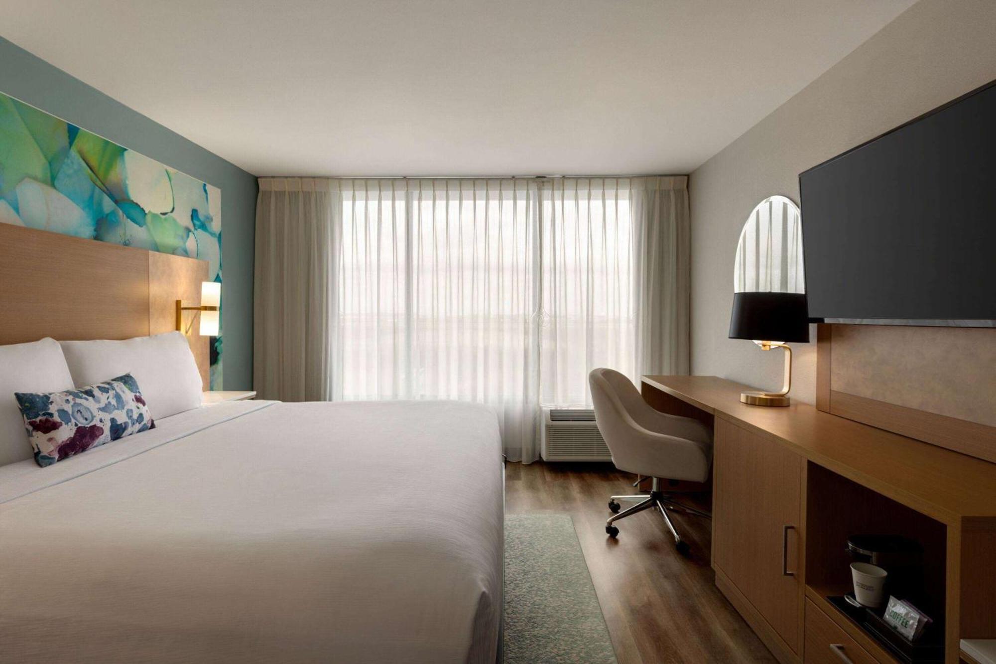 Отель Wyndham Garden Atlanta Airport Колледж Парк Экстерьер фото