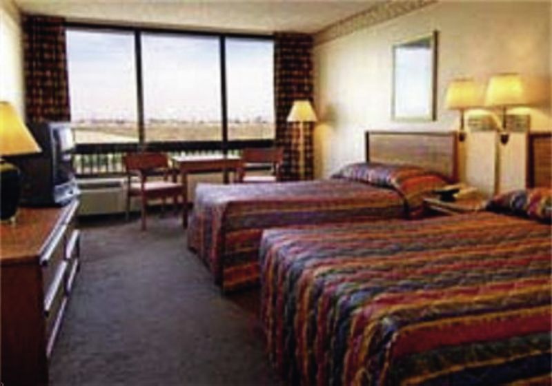 Отель Wyndham Garden Atlanta Airport Колледж Парк Экстерьер фото